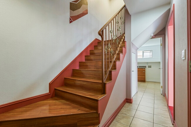 Photo - 1559 W 207th St Unit 2