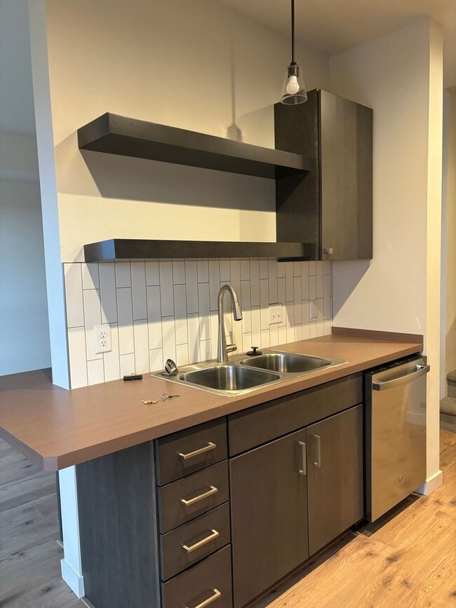 Photo - 2356-60 Shorthorn Ave. - Burnham Ranch Building 4 Unidad 2358 Shorthorn