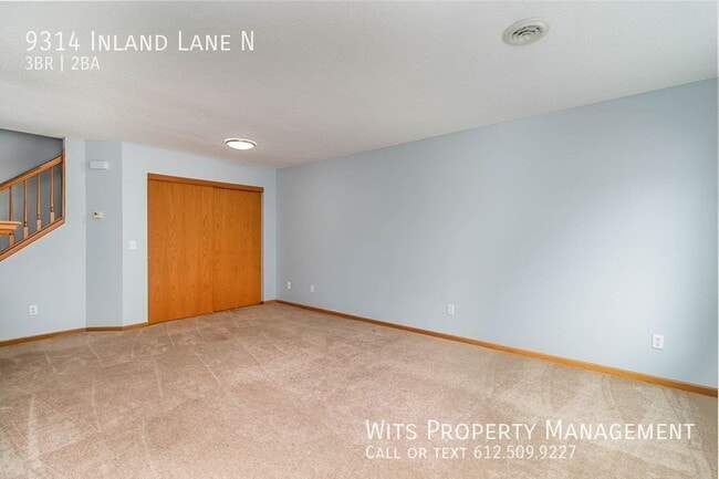 Photo - 9314 Inland Ln N