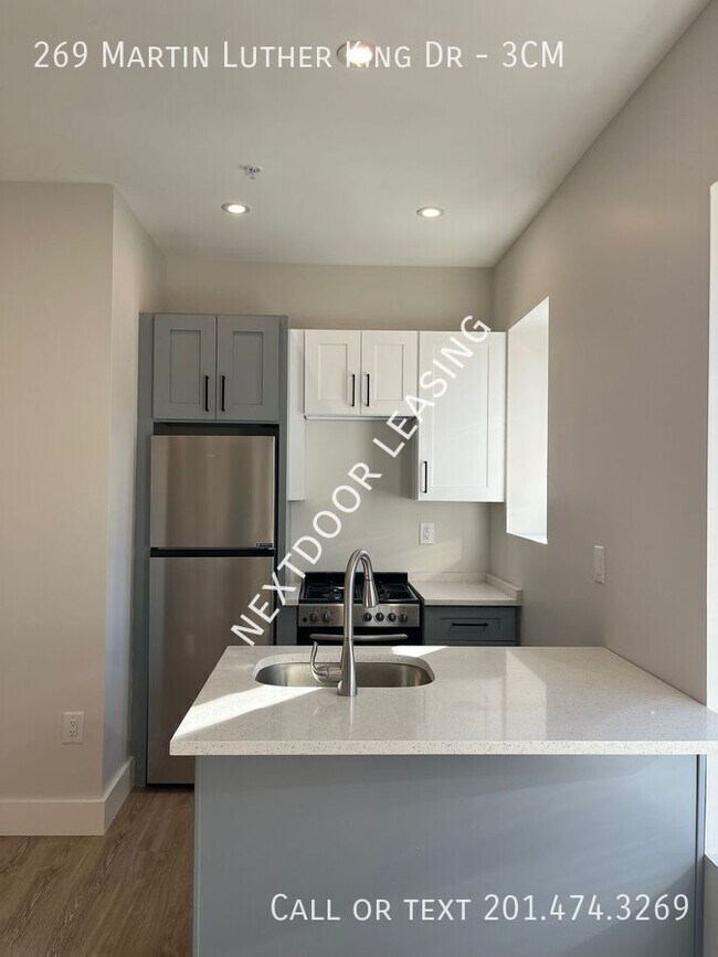 Building Photo - 269 Martin Luther King Dr-3CM Unit 3CM