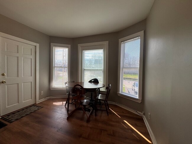 Photo - 370 Bent St Unit 1