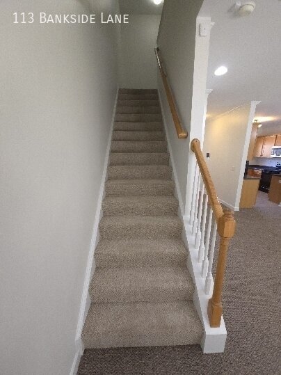 Photo - 113 Bankside Ln