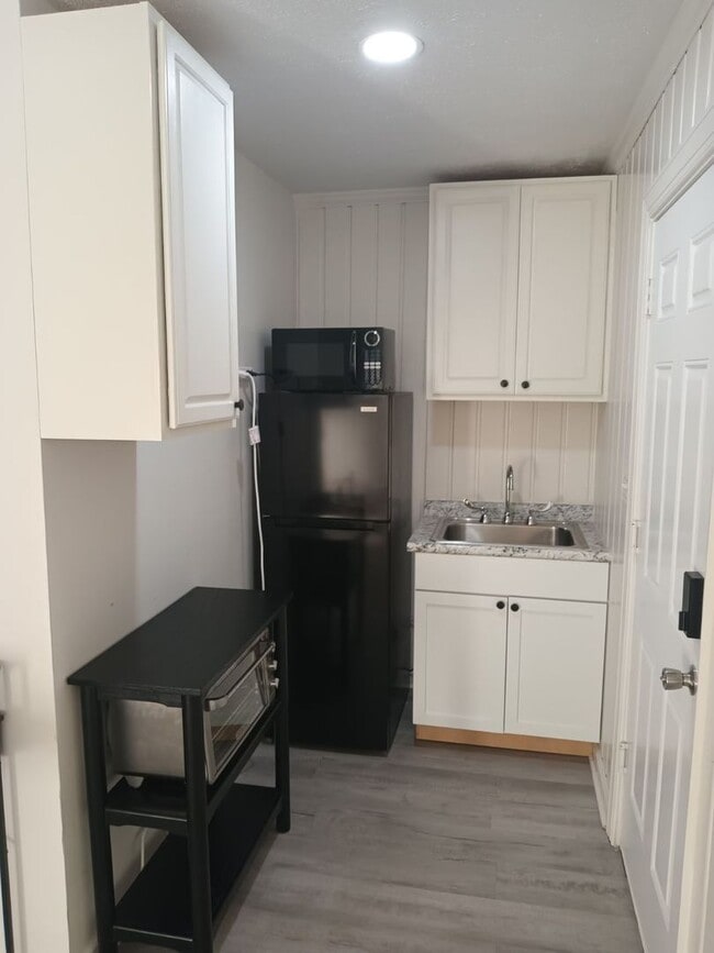 Photo - 1BR/1BA Unit Available in Dothan, AL