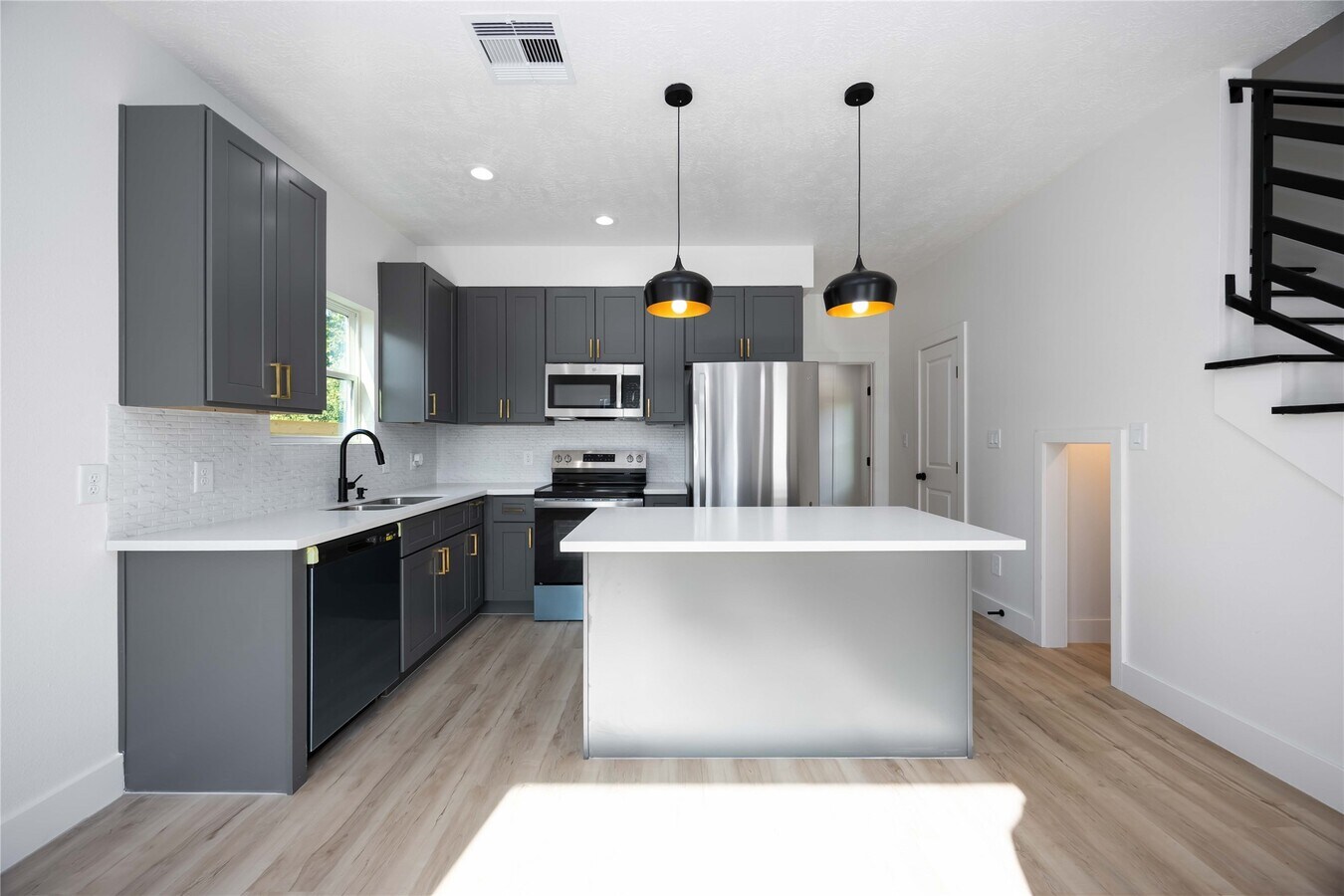 Photo - 5605 Tommye St Unit A B