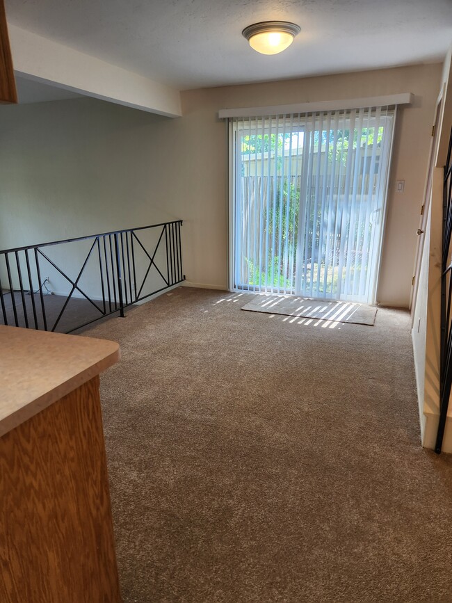 Photo - 6043 Leafwood Dr