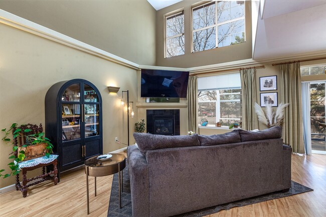 Photo - 15201 E Batavia Pl