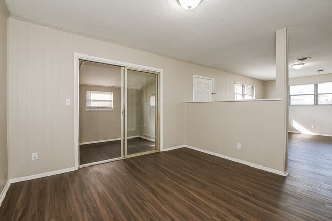 Photo - 3937 Rodby Dr