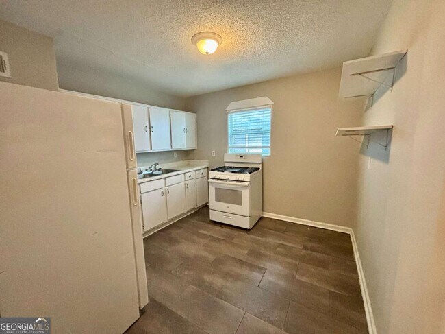 Photo - 1048 Washington St SW Unit 5