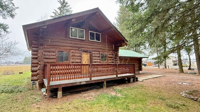 Photo - 520 Day Break Rd