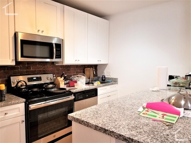 Photo - 486 Massachusetts Ave