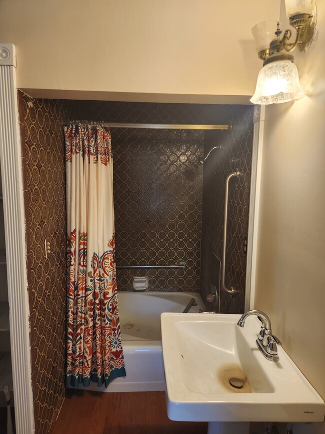 Photo - 312 S College Ave Unit 312 S College Avenue Apt