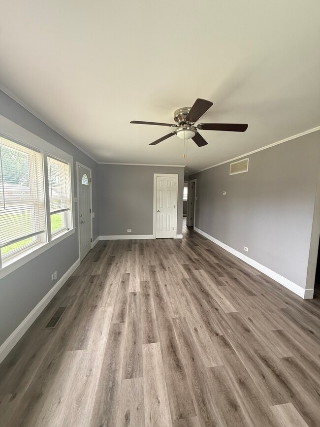 Photo - 126 Nauvoo St