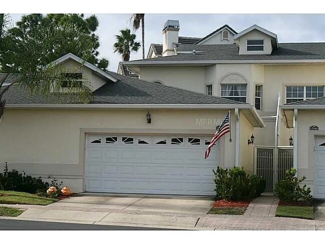 Building Photo - 13338 Fountainbleau Dr Rental