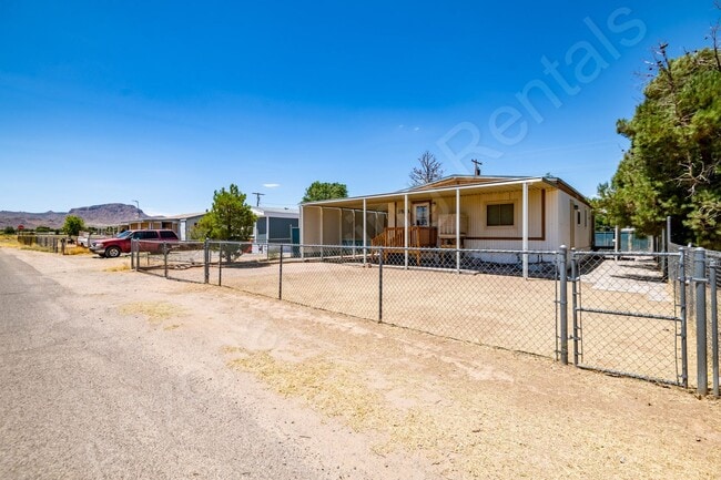 Photo - LARGE LOT...FULLY FENCED