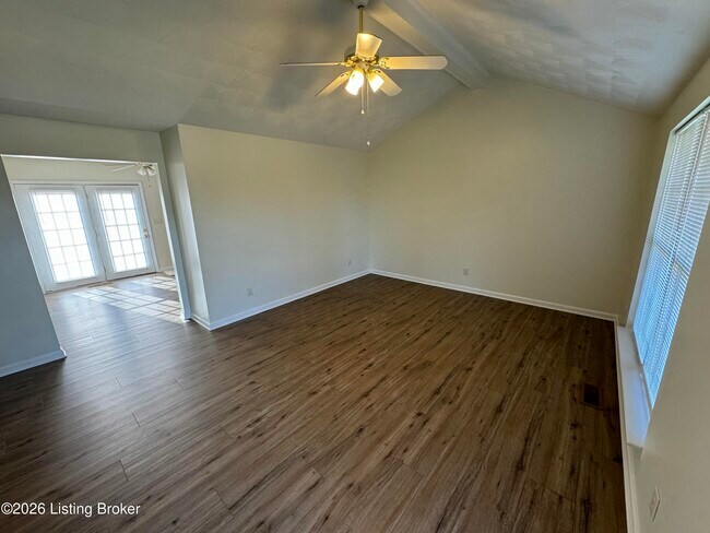 Photo - 183 Frederick Ct