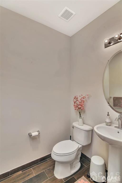 Photo - 3 McCormick Ave N