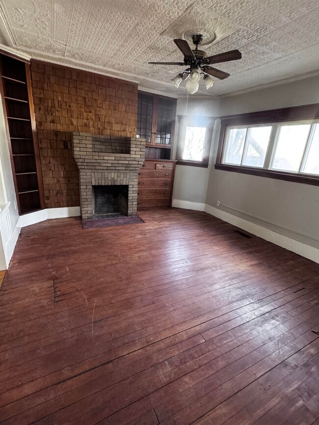 Photo - 220 Broad St Unidad 1