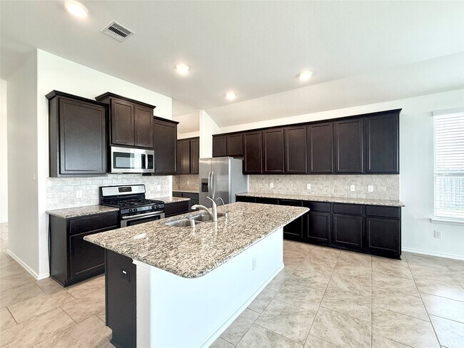 Photo - 23603 Legano Dr