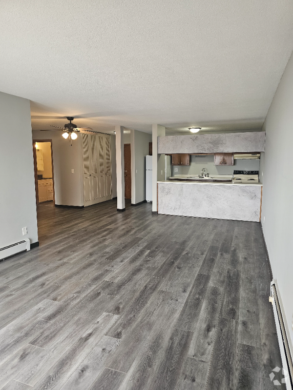 Building Photo - 2010 19th Ave NE Unit 24 Rental