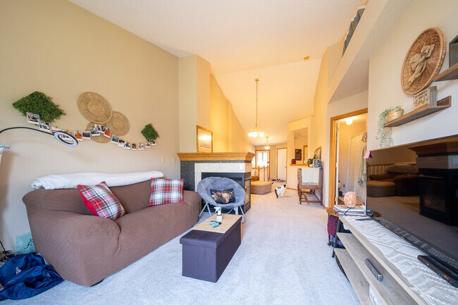 Photo - 8772 Coburn Ct