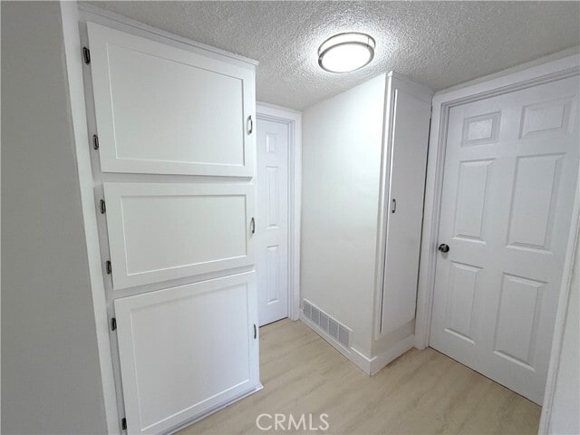 Photo - 11523 Menlo Ave Unidad D