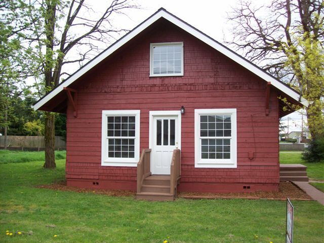 Building Photo - STATUS: AVAILABLE  | R25 | $1395 Rental