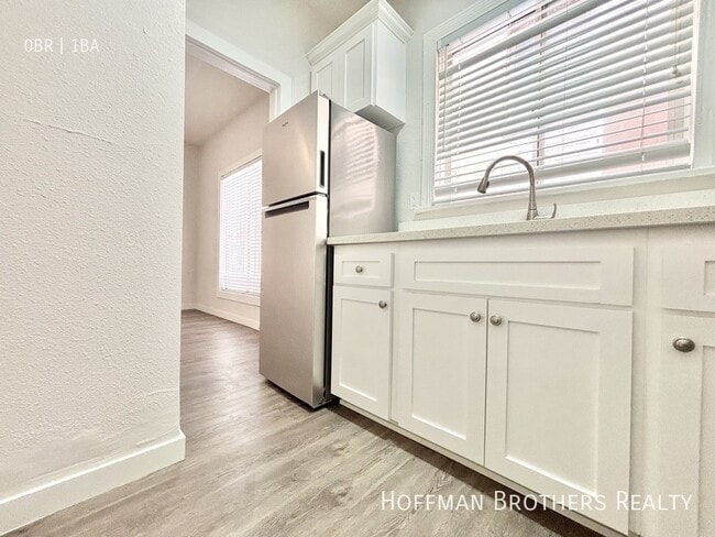 Photo - 147 N New Hampshire Ave Unidad 21