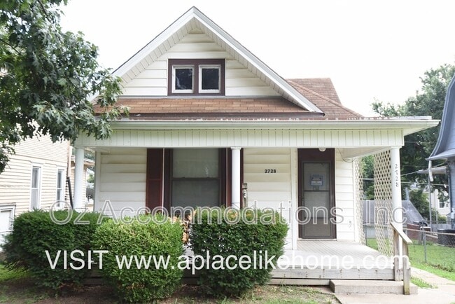 Building Photo - 2728 Sacramento St Rental