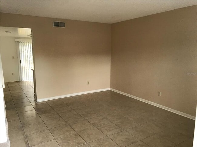 Photo - 3546 Khayyam Ave
