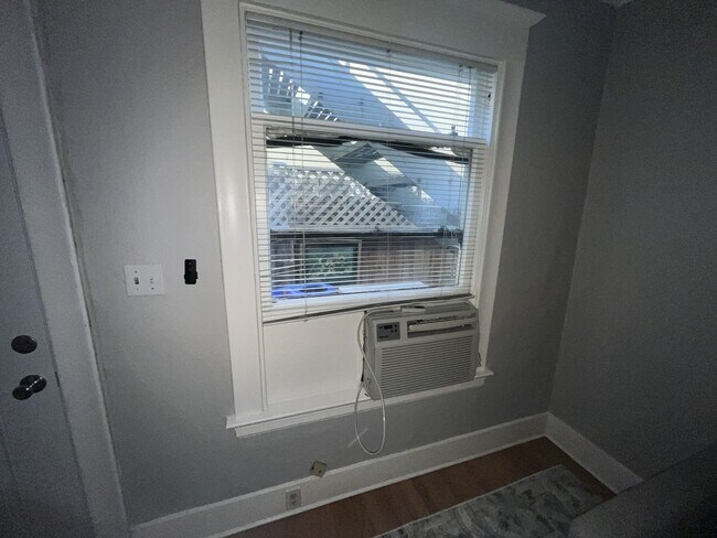 Photo - SAC T-2612-2614 Unit 2613 Q ST