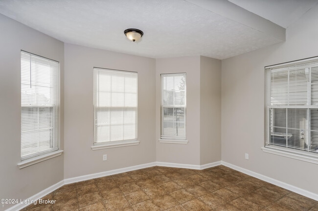 Photo - 13024 Bessels Blvd