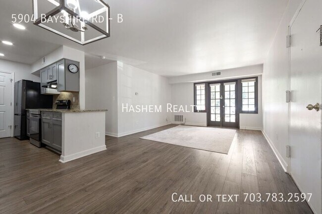 Photo - 5904 Bayshire Rd