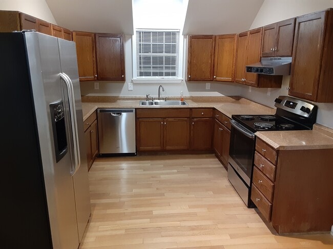 Building Photo - 5134 Belmore Manor Ct Unit 1 Rental
