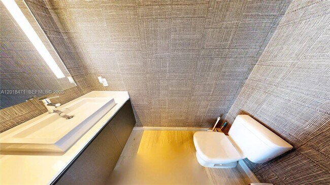 Photo - 1451 Brickell Ave Unit 2502