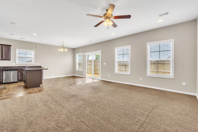 Photo - 125 Viewmont Dr