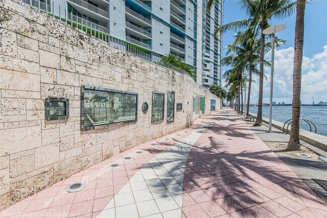 Photo - 325 S Biscayne Blvd Condo Unit 1920
