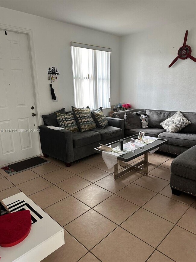 Photo - 11031 SW 246th St