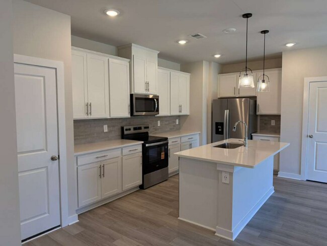 Photo - 3927 Northbrook Dr