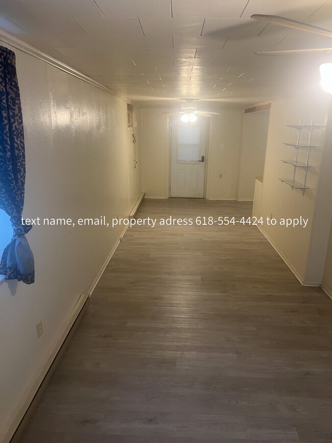 Photo - 10065 Main St Unit 2