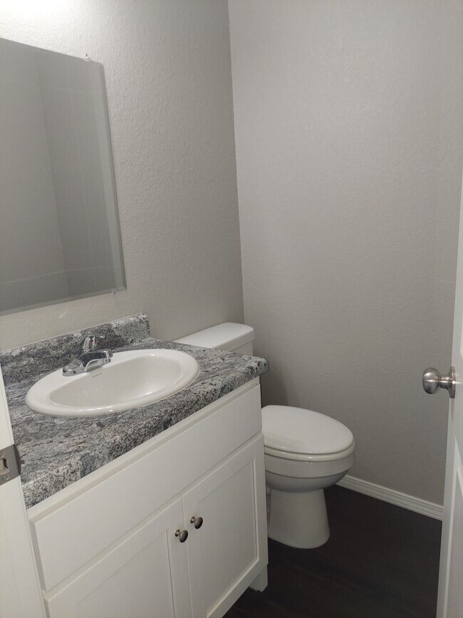 Photo - 2124 Ingalls Ln