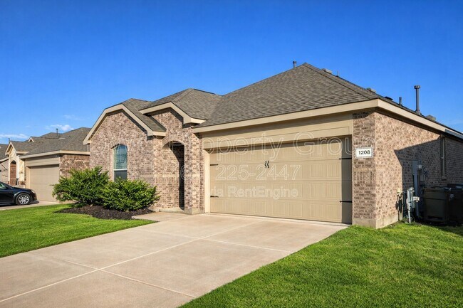 Photo - 1208 Mesquite Ln