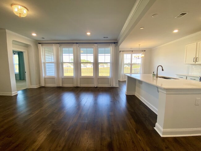 Photo - Spacious, Four Bedroom, Ranch Style Home!