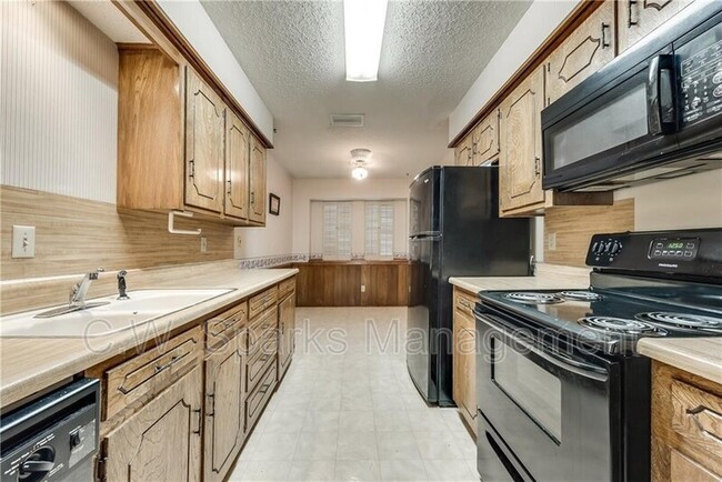 Photo - 3043 Modella Ave