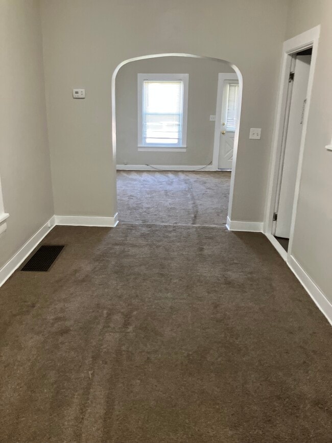 Photo - 133-133 Garden St