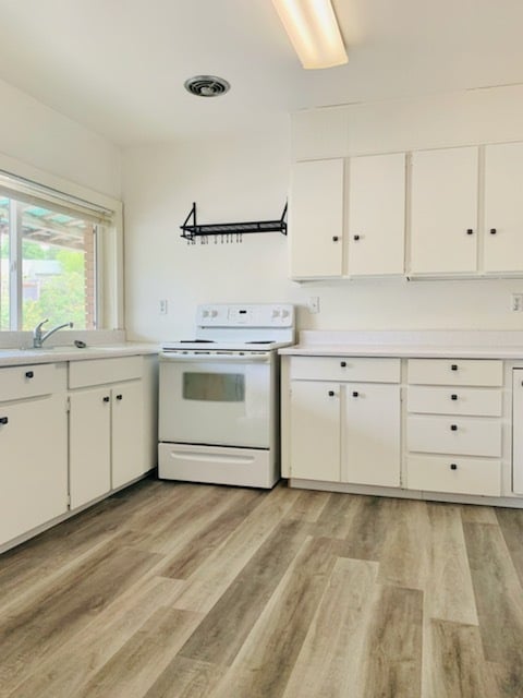 Photo - 615 NW State St Unidad Upper