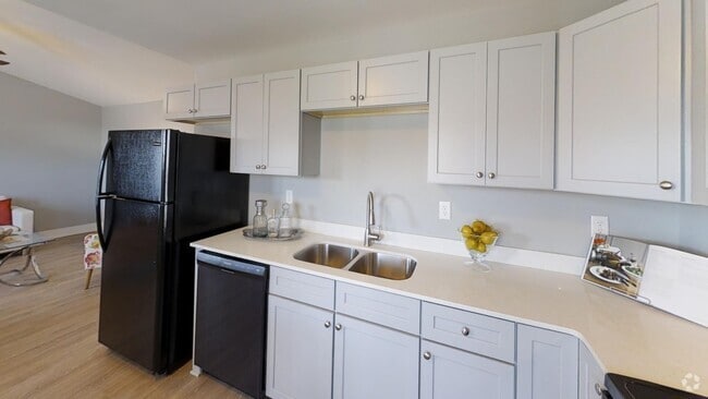 Building Photo - 1117 Bishop Rd Rental