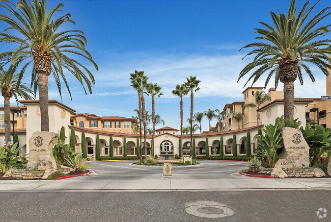 Building Photo - Santa Palmia at Palm Valley Rental