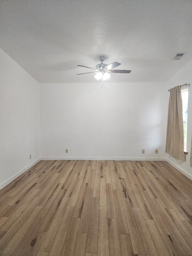 Photo - 3 Bedroom 2 Bath House