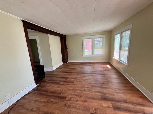 Photo - 512 E Goundry St