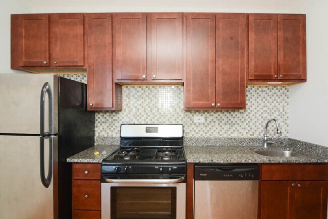 Photo - 4337 N Wolcott Unit A4